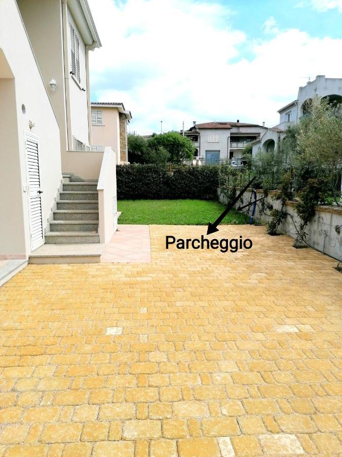 Casa Salvo Lägenhet Budoni Exteriör bild